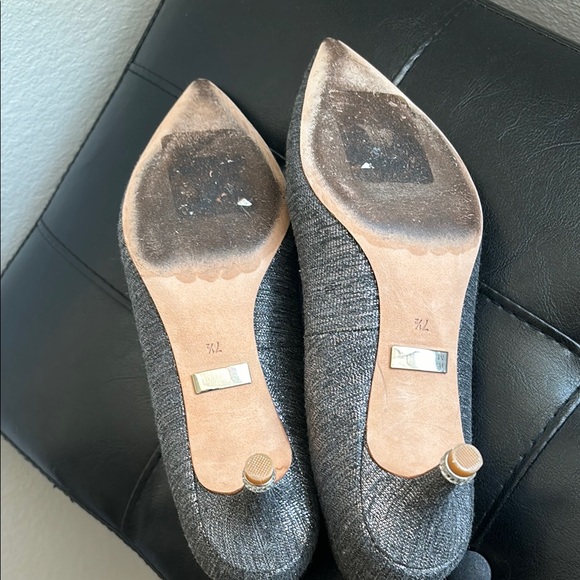 Badgley Mischka Silver Heels - Picture 4 of 4